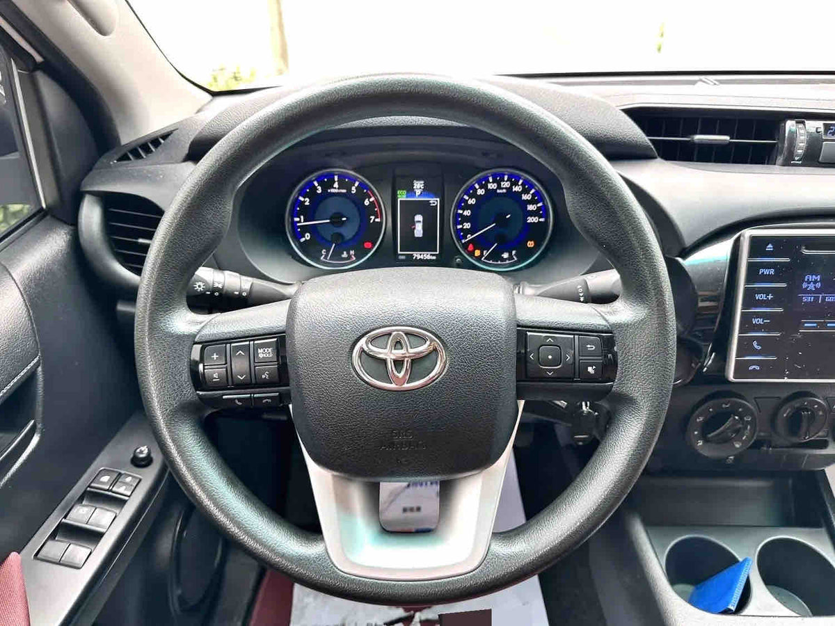 Used 2015 Toyota Hilux Middle East Spec 2.7L Automatic Pickup Truck (Reg. 2019) For Export, 79,000 KM