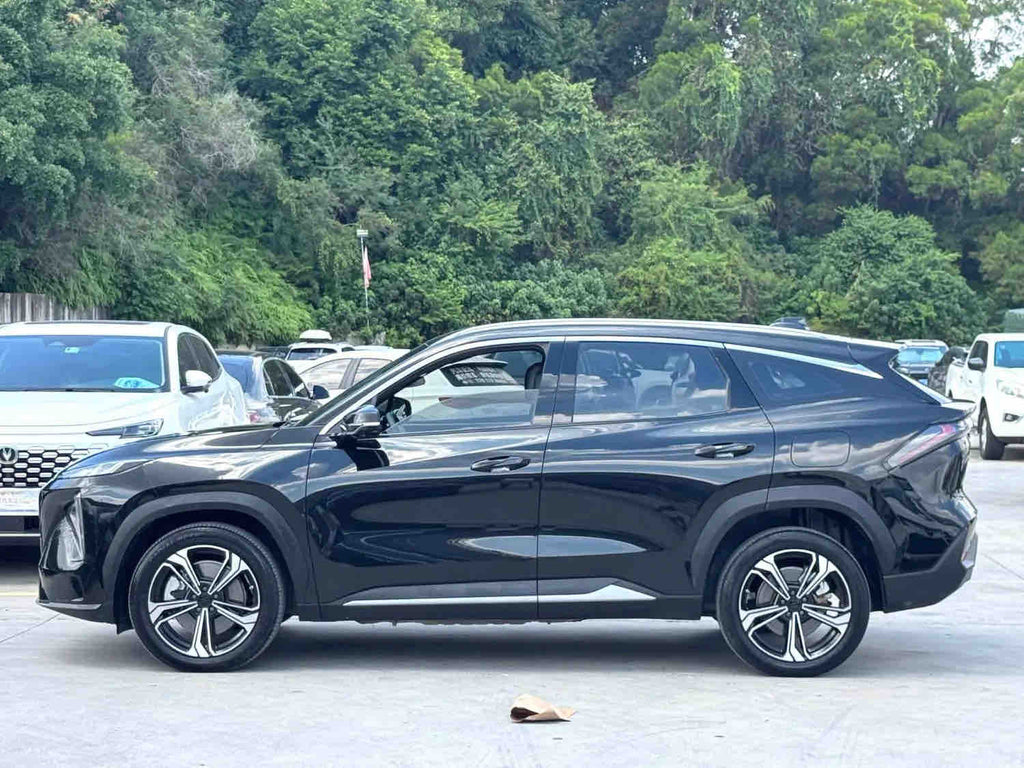 Used 2024 Geely Galaxy L7 1.5T Dragon Edition 115km PLUS PHEV Automatic SUV For Export, 22,300 KM