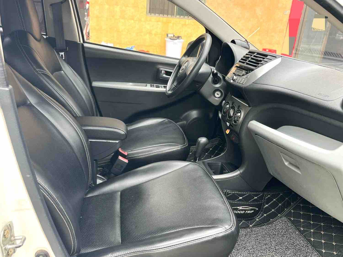 Used 2013 Suzuki Alto 1.0 Deluxe Audio Automatic (Reg. 2014) For Export, 100,000 KM, White, Gasoline