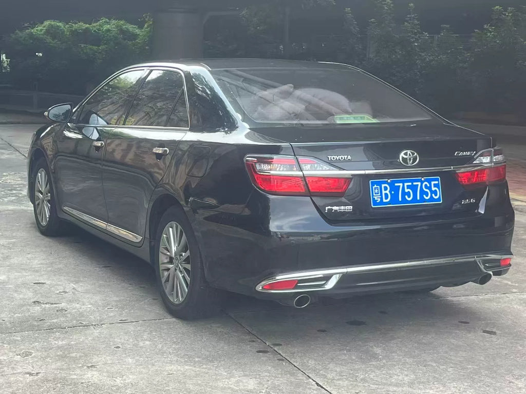 2017 Toyota Camry 2.5 Anniversary Edition, Sunroof, Power Seats, Multi-Function Steering Wheel