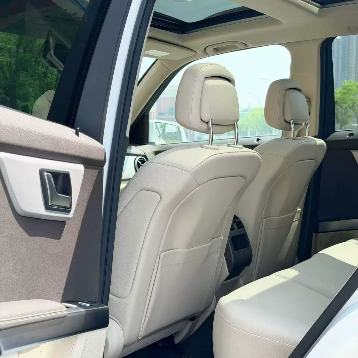 Mercedes-Benz GLK300 3.0 Automatic 4MATIC with Sunroof, Like New