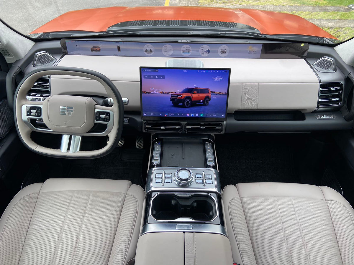 Used Jetour Zongheng G700 2025 6-Seater Pure Realm Edition | 2.0T Hybrid Luxury SUV, 13,000km, Original Paint, Ready For Export