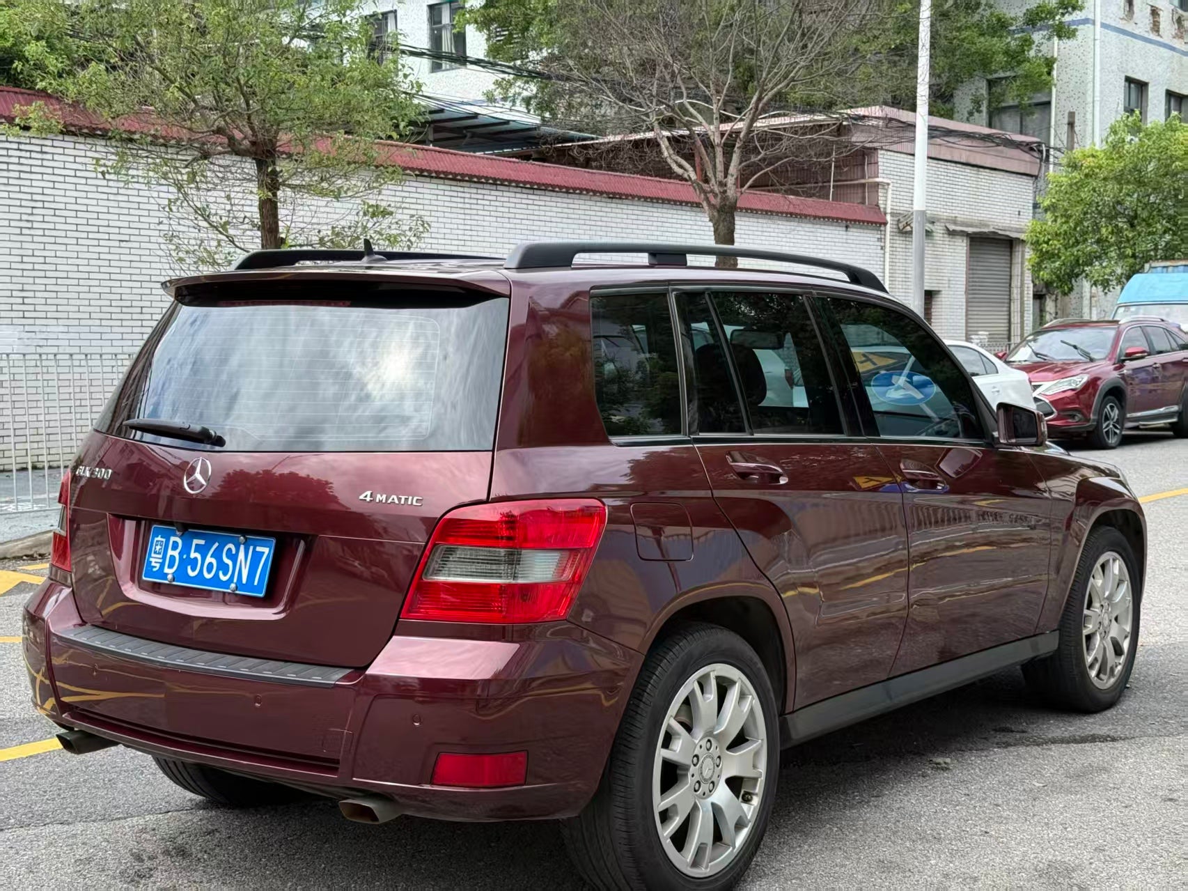 Used Mercedes-Benz GLK 300 4MATIC 2011, 3.0L AWD Mid-size Luxury SUV, LHD Petrol For Export