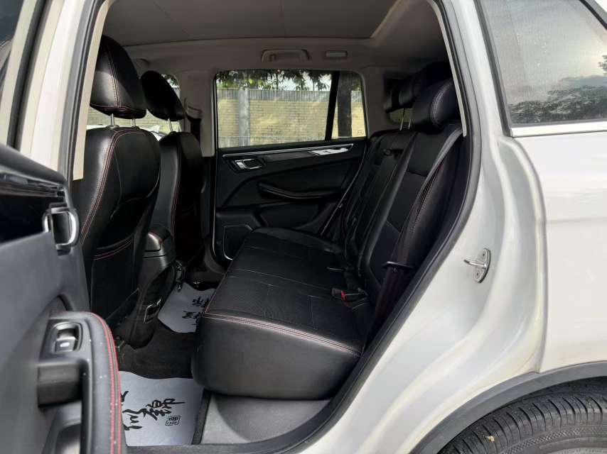 Used 2015 Zotye Domy X5 1.5T Manual Premium Compact SUV, 96,800 KM, 5-Seater Petrol SUV for Export