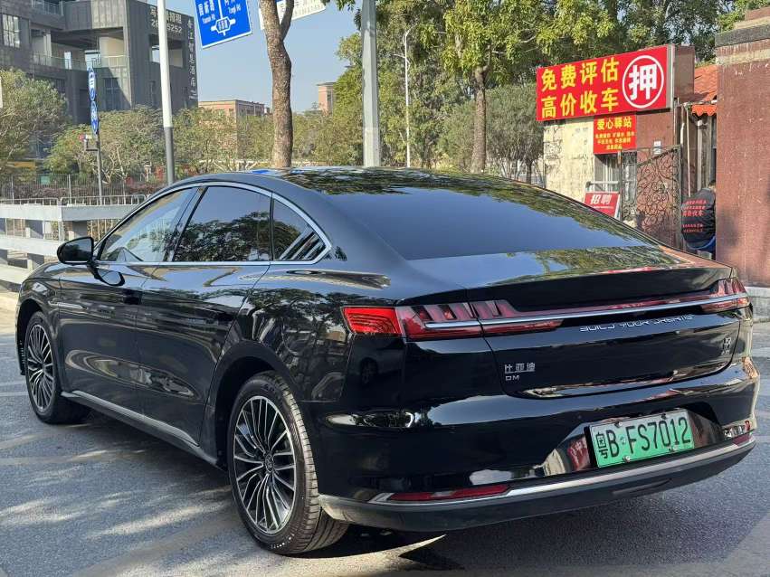 BYD Han DM front view