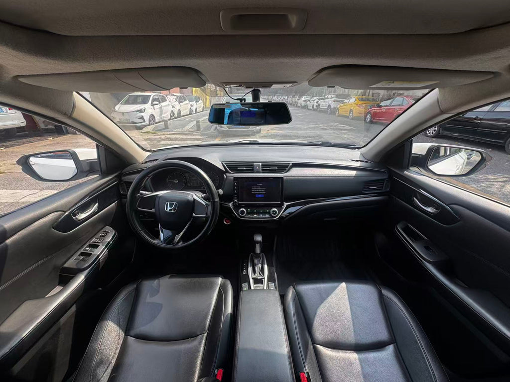 Honda Lingpai interior dashboard