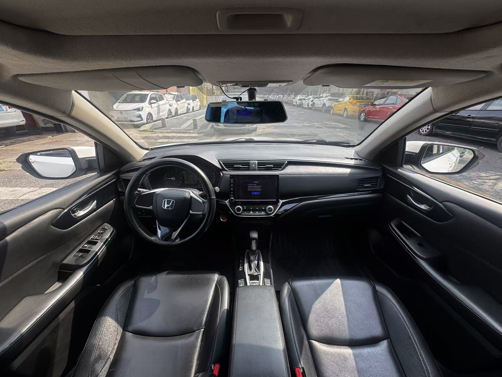 Honda Lingpai interior dashboard