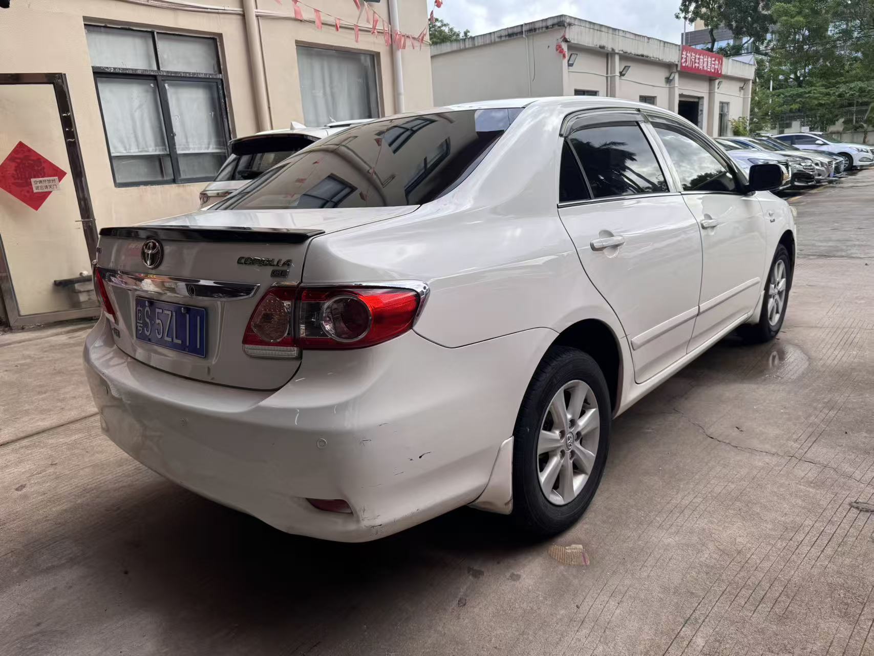 Toyota Corolla 2011 exterior rear view