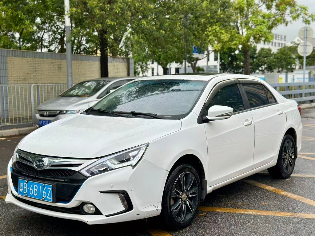 FOB Shenzhen Used 2015 BYD Qin New Energy Dual Crown Flagship Plus 1.5T PHEV Sedan | 70KM EV Range LFP Battery Export Ready