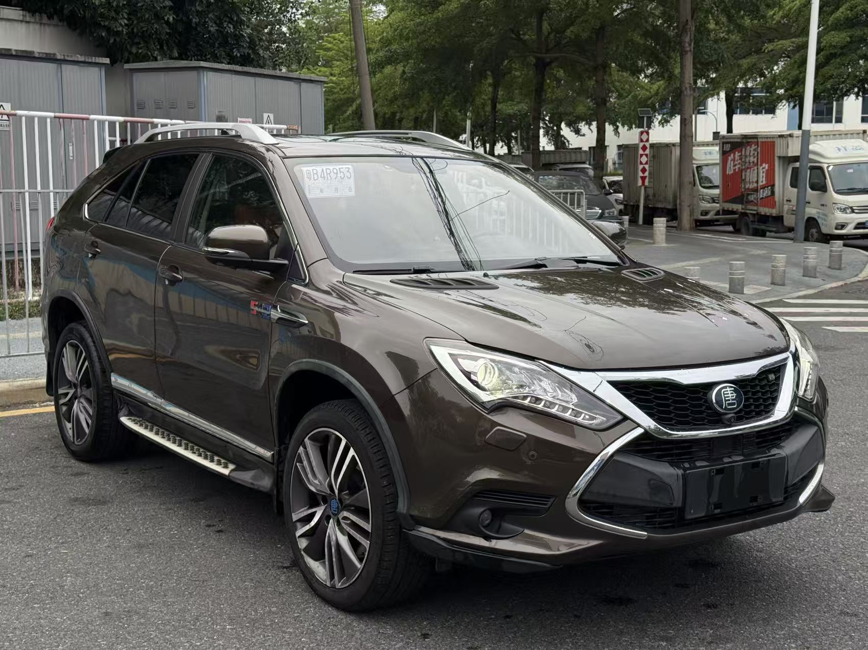 BYD Tang 2017 PHEV SUV - Rear Three-Quarter Left View