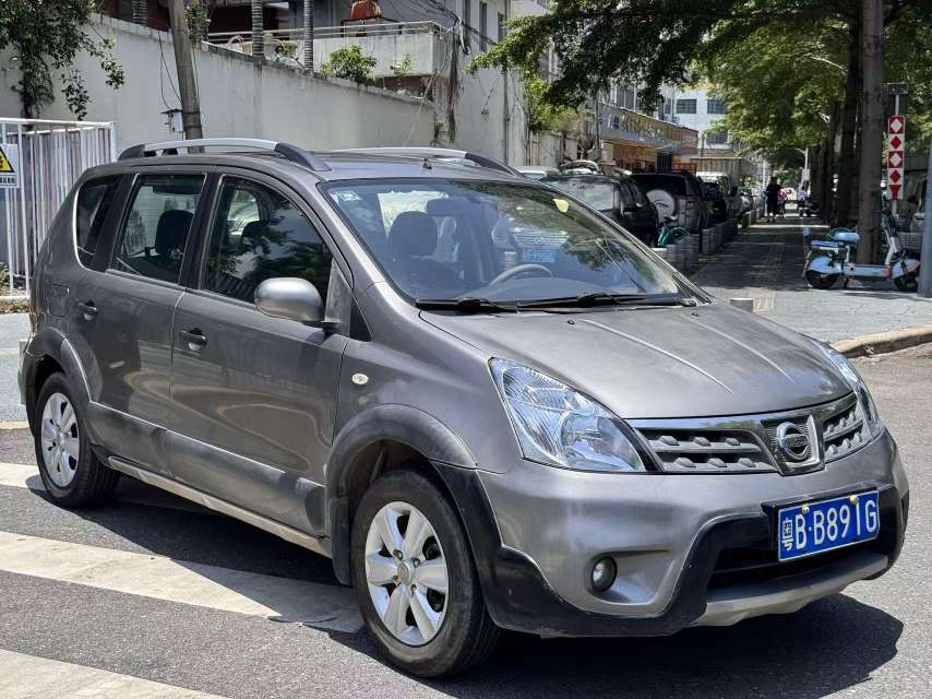 Used Nissan Livina Geniss 2010 1.6L Manual Intelligent Edition | 5-Seater MPV Cargo Family Car, Left Hand Drive