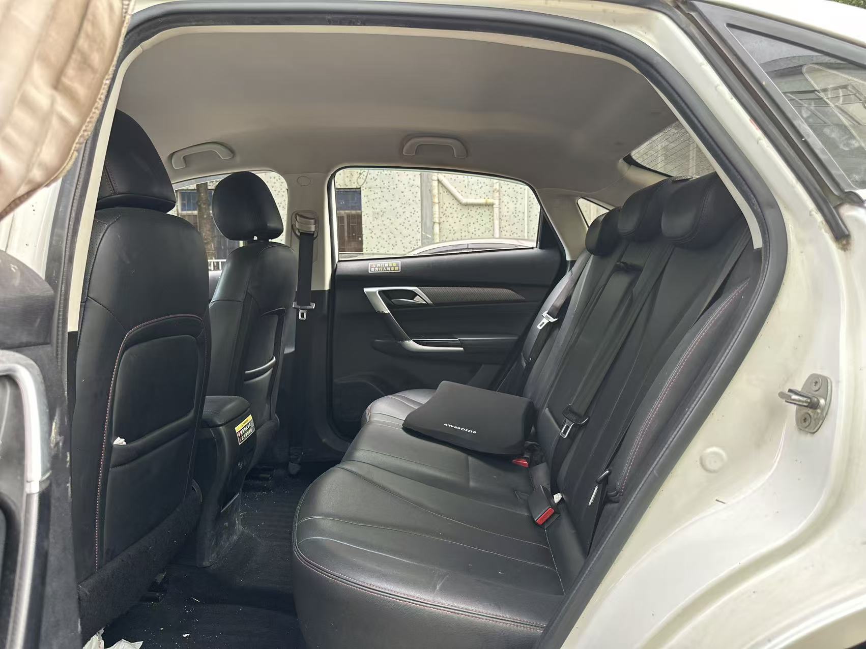 BAIC Beijing EU5 rear angle exterior view