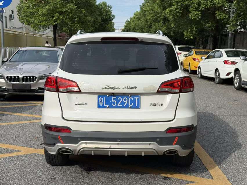 Used 2015 Zotye Domy X5 1.5T Manual Premium Compact SUV, 96,800 KM, 5-Seater Petrol SUV for Export