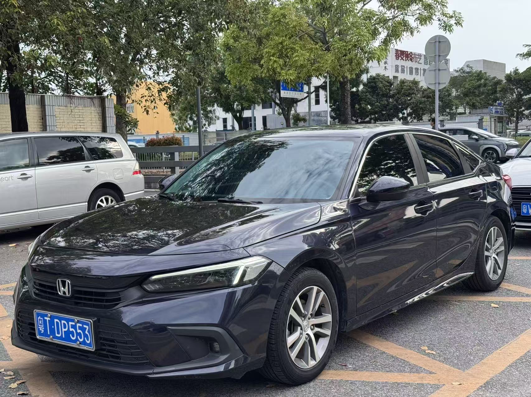 Honda Civic 2023 additional view